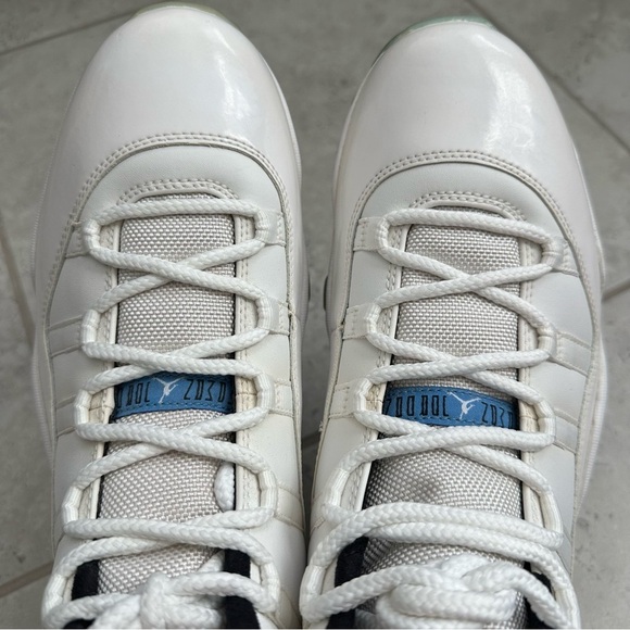 Jordan 11 Retro Sneaker Size 11.5 Men - Picture 10 of 15